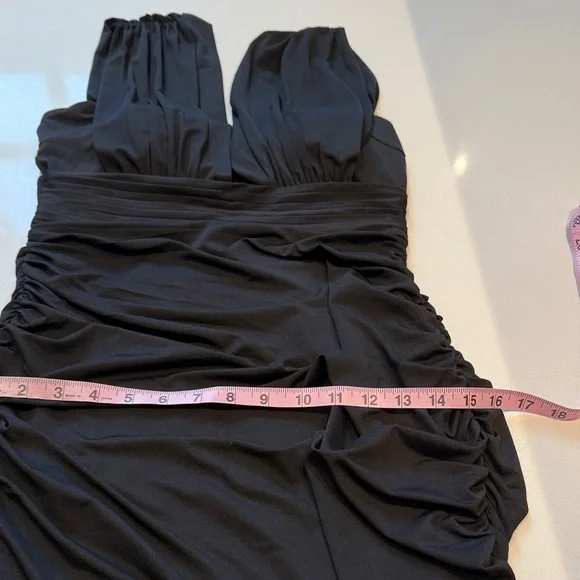 🆕 PattyBoutik Ruched Mini Dress, Built in Bandeau Bra, Black, Size M - Picture 11 of 12